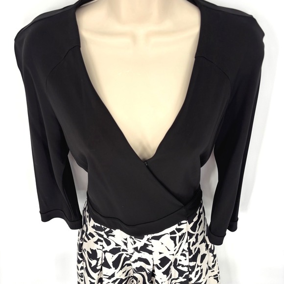 Diane von Furstenberg Jewel Wool Silk Wrap Dress Black Abstract Print Sz 12